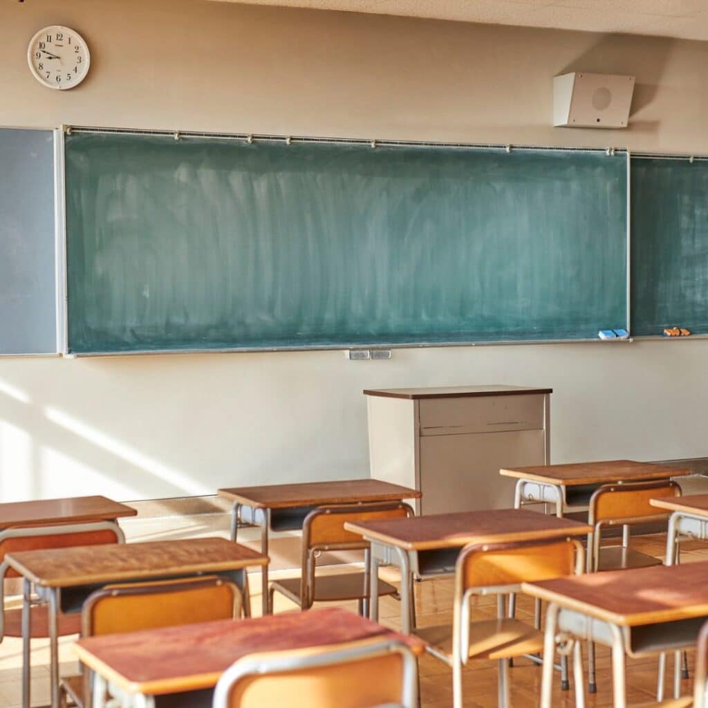 How Schools Can Improve Classroom Air Quality - Planet Duct